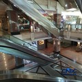 Suasana area mal STC Senayan, Jakarta masih ada aktivitas meski di luar yakni area Senayan tengah terjadi demo besar, Kamis (27/8/26) siang. (CNBC Indonesia/Ferry Sandi)