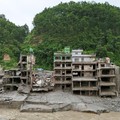 Tampilan dari drone memperlihatkan lumpur yang menutupi bangunan setelah banjir bandang di Trishuli, distrik Nuwakot, Nepal, pada 27 Agustus 2026. (REUTERS/Navesh Chitrakar)