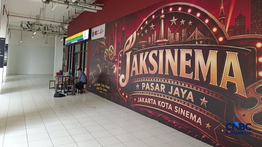 Melihat langsung bioskop viral di tengah pasar, Jaksinema Pasar Rumput, Jakarta Selatan, Jumat (28/8/2026). (CNBC Indonesia/Martyasari RIzky)