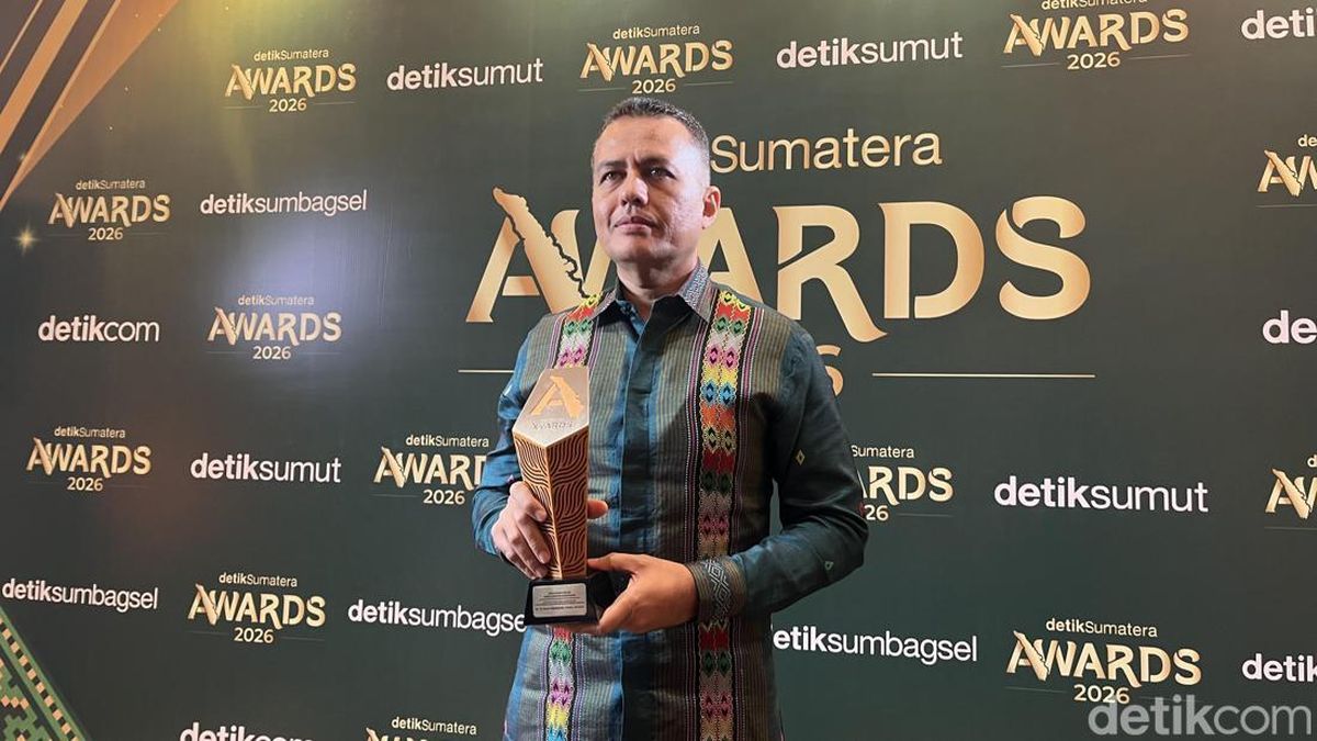 Sabet detikSumatera Awards, Ijeck Tegaskan Komitmen Dorong Infrastruktur Sumut
