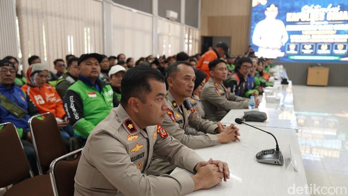 Tak Sekadar Narik, Ojol Cimahi Jadi Mata-Telinga Polisi di Jalanan