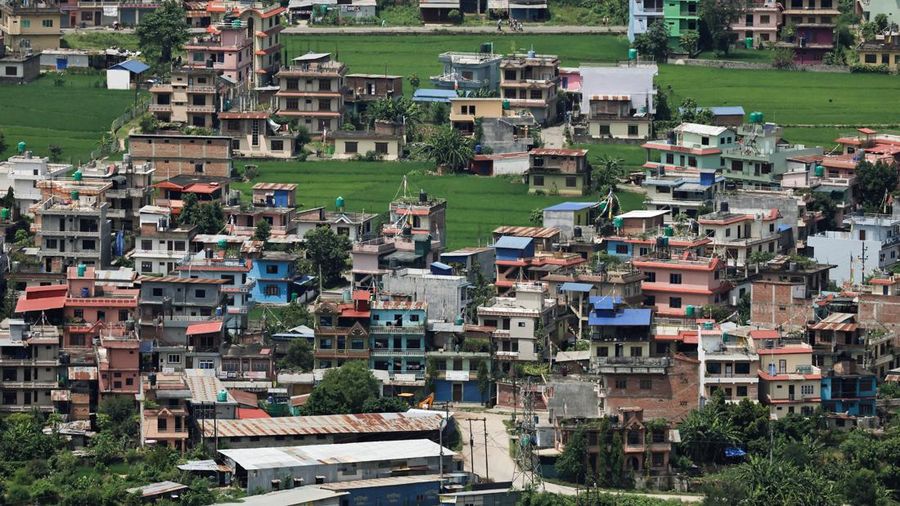 Sebuah kawasan permukiman yang ditinggalkan penghuninya—yang mengungsi ke tempat lebih tinggi menyusul peringatan bahwa tanggul danau telah jebol—dua hari setelah banjir bandang dan tanah longsor, di Trishuli, distrik Nuwakot, Nepal, 28 Agustus 2026.