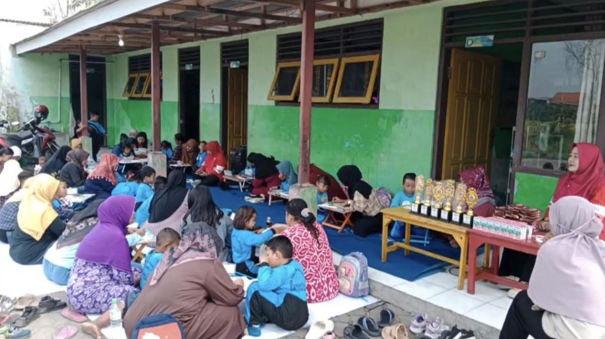 TK Karangpuri Sidoarjo Dibongkar karena Lapuk, Siswa Dipindah ke Balai Desa