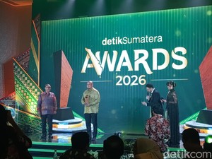 Andre Rosiade Raih detikSumatera Awards Tokoh Percepatan Pembangunan Sumbar