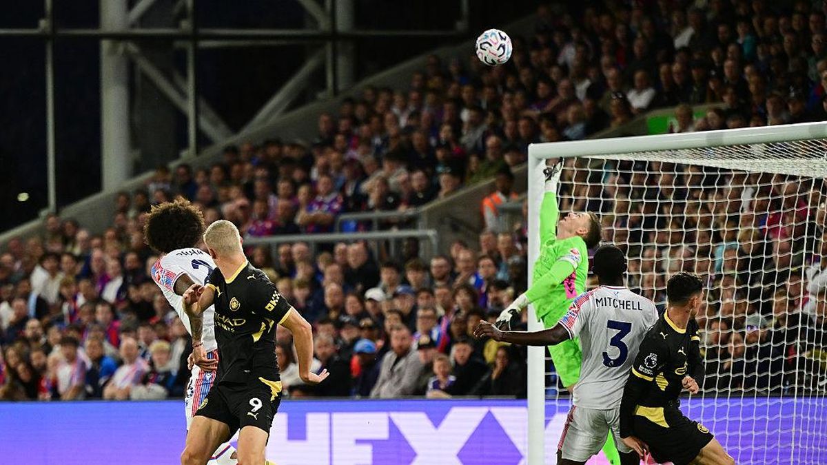 Brace Haaland dan Cherki Menangkan Man City 4-1 di Markas Palace