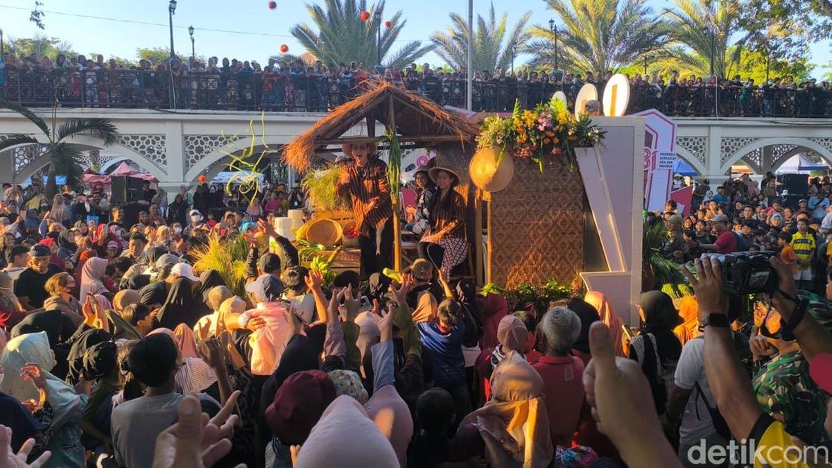 Potret Semarak Gresik Merdeka Karnival, Diserbu Ribuan Warga