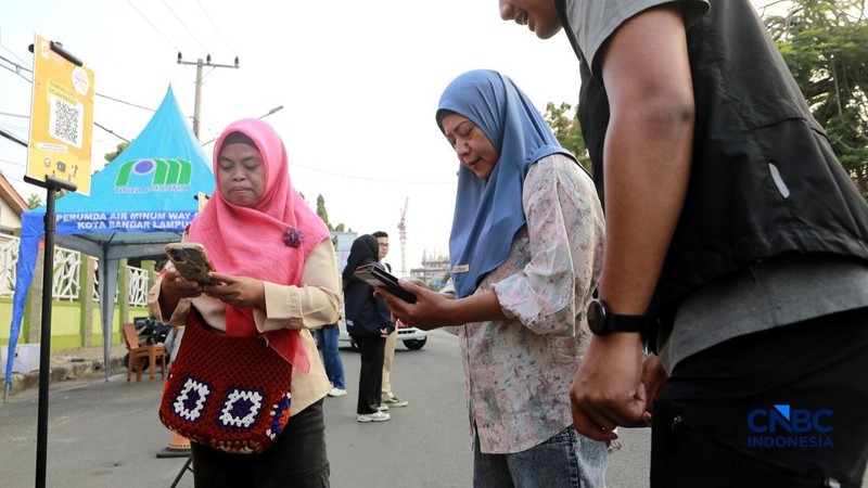 Lembaga Penjamin Simpanan atau LPS ramaikan kegiatan Bazar UMKM melalui booth edukasi bagi pelaku UMKM dan masyarakat di Bandar Lampung, Sabtu (29/8/2026).. (CNBC Indonesia/Muhammad Sabki)