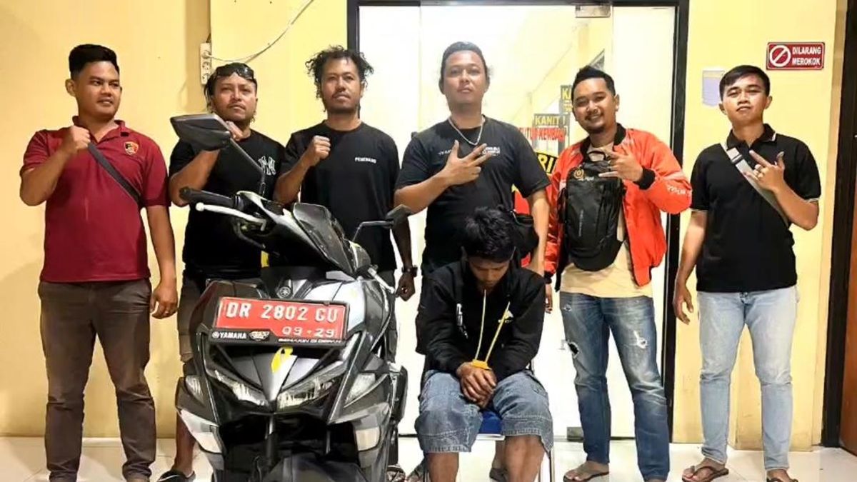 Residivis Curi Motor Dinas Pemkab Lombok Utara Saat Diperbaiki