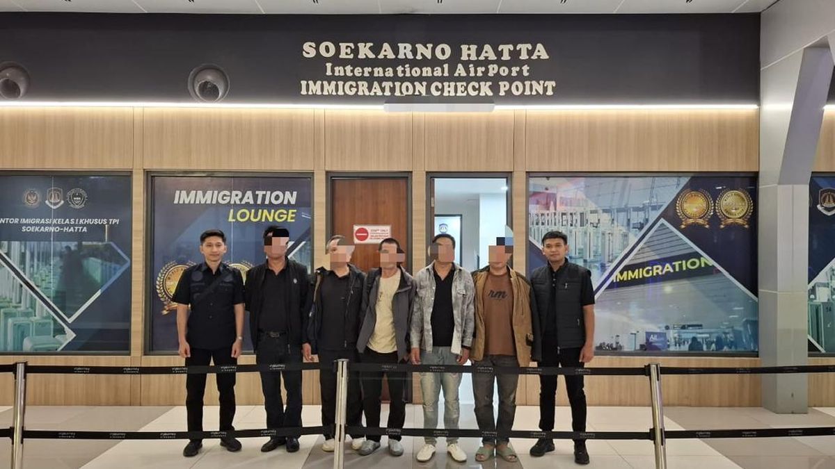Bikin Ribut di NTT, 5 WNA China Dideportasi dan Ditangkal