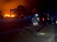 Potret Kyiv Membara Usai Serangan Drone Putin, Puluhan Orang Tewas