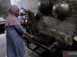 Pilu Ayah-Anak Jadi Korban Jiwa Ledakan Gas Bocor di Bekasi