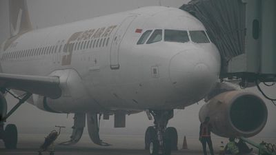 Kabut Asap Makin Pekat, Penerbangan Bandara Tjilik Riwut Terpaksa Dibatalkan