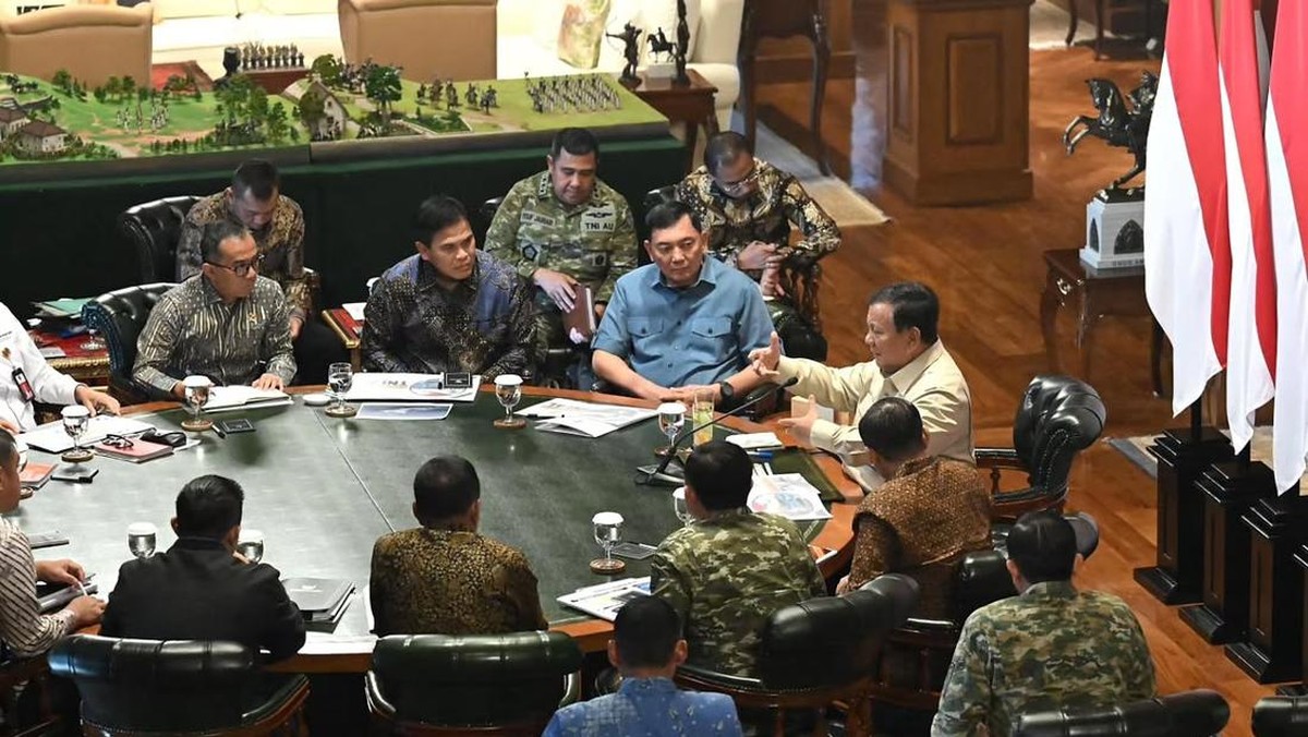 Prabowo Kumpulkan Petinggi TNI Semalam di Hambalang, Ini yang Dibahas