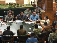 Presiden Prabowo Subianto menerima Panglima TNI Jenderal TNI Agus Subiyanto dan para Kepala Staf Angkatan beserta Menteri Kabinet Merah-Putih di kediaman Hambalang, Bogor, Sabtu (29/8/2026). (Instagram/ @sekretariat.kabinet)