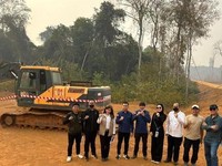 Tim Kejagung saat menyita aset bos tambang Aseng, Minggu (30/8/2026). (Dok. Kejagung)