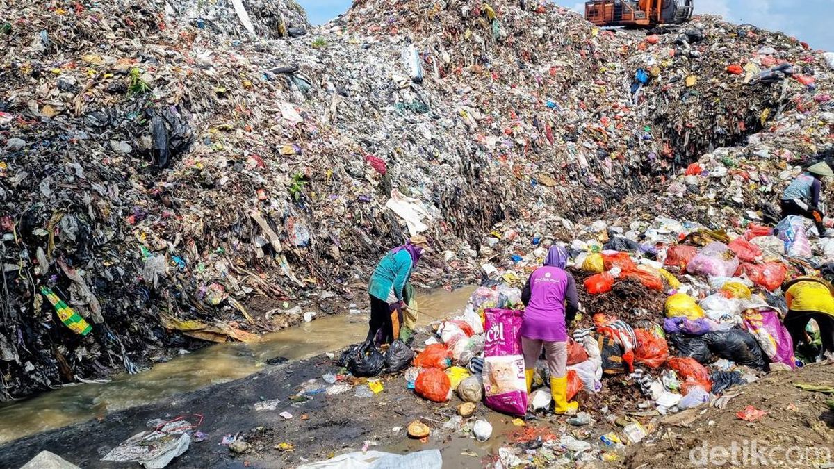 Peliknya Masalah Sampah di Ponorogo, TPA Baru Batal Dibangun karena Ini