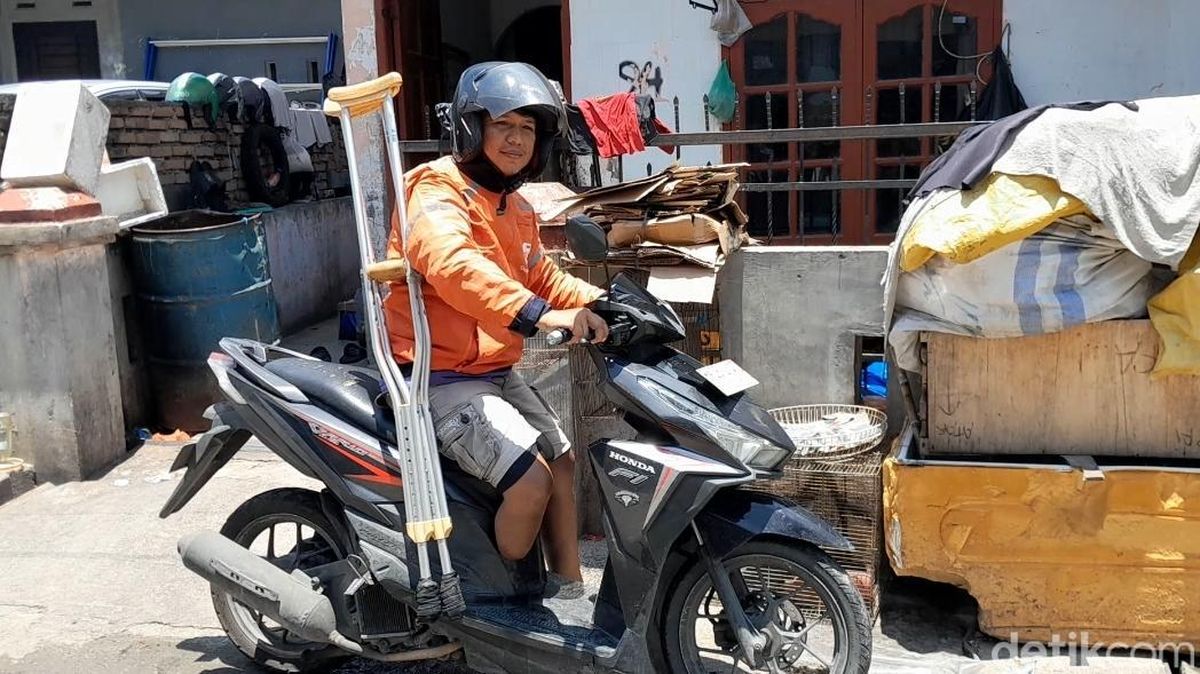 Cerita Iqbal Ojol Disabilitas di Medan yang Masuk Desil 6-10