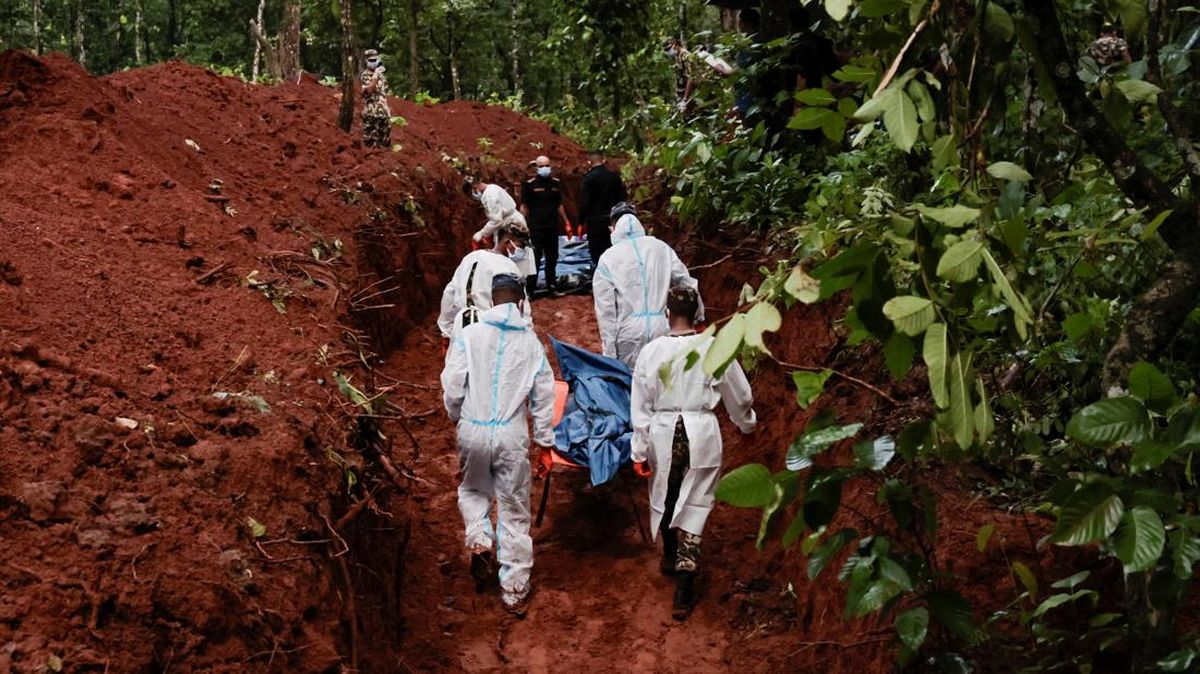 Ratusan Korban Banjir Tanpa Identitas di Nepal Dimakamkan Massal