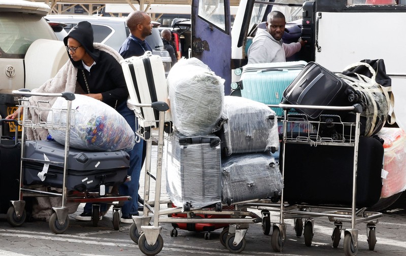 Penerbangan di bandara Nairobi terganggu saat pekerja penerbangan kembali melakukan pemogokan pada Senin (31/8/2026). (REUTERS/Monicah Mwangi)