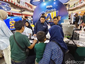 Hebohnya Penukaran Uang Logam di Solo, Ada yang Bawa Duit Receh Rp 2,3 Juta