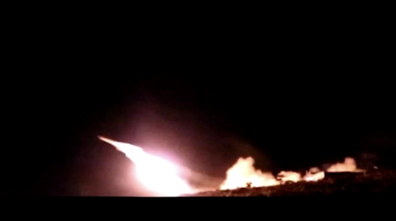 Teheran merilis rekaman peluncuran rudal dan drone yang diklaim digunakan dalam serangan terhadap pangkalan militer Amerika Serikat di Yordania pada Senin (31/8/2026). (Tangkapan Layar Video Reuters/WANA)