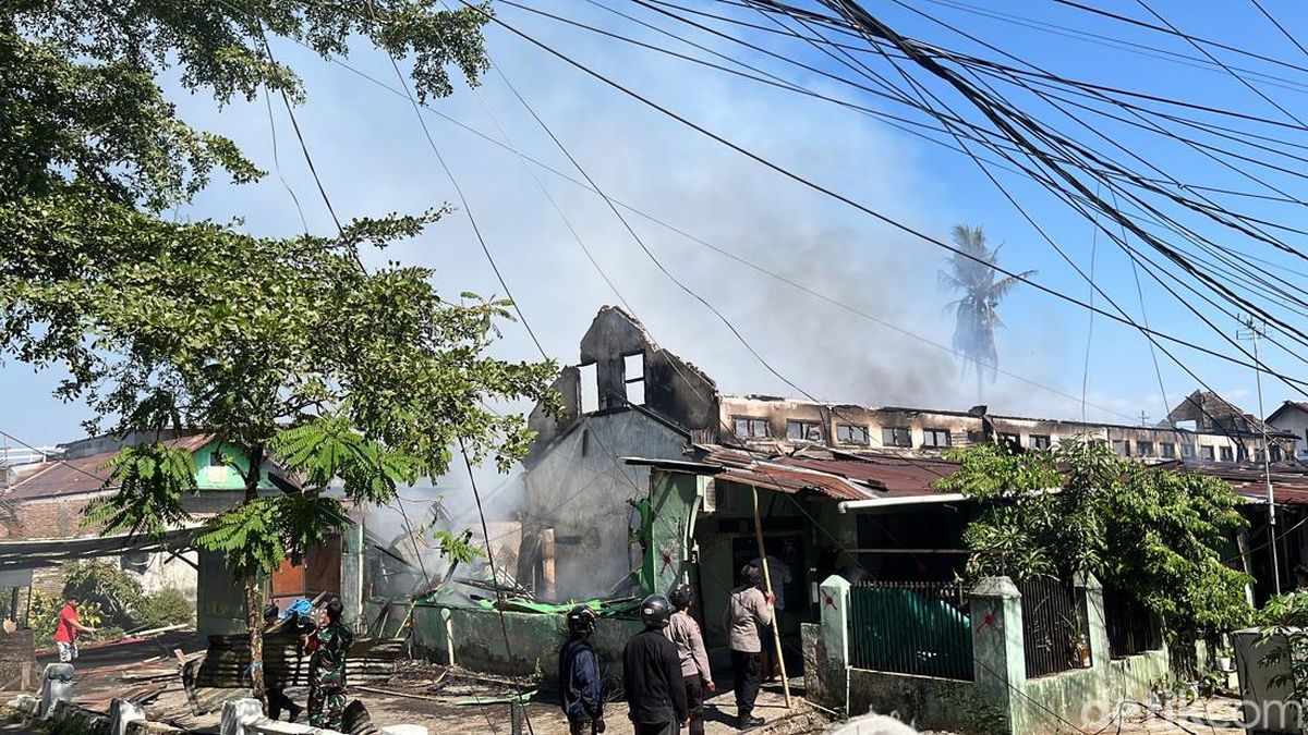 Kebakaran Asrama TNI Mattoanging Makassar Hanguskan 35 Rumah, 2 Warga Luka