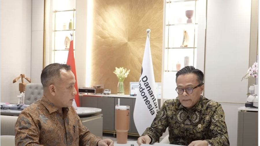 Kepala BP BUMN Dony Oskario bertemu dengan Direktur Utama PalmCo Jatmiko K. Santosa, Senin (31/8/2028). (Dok. @bumn_id)