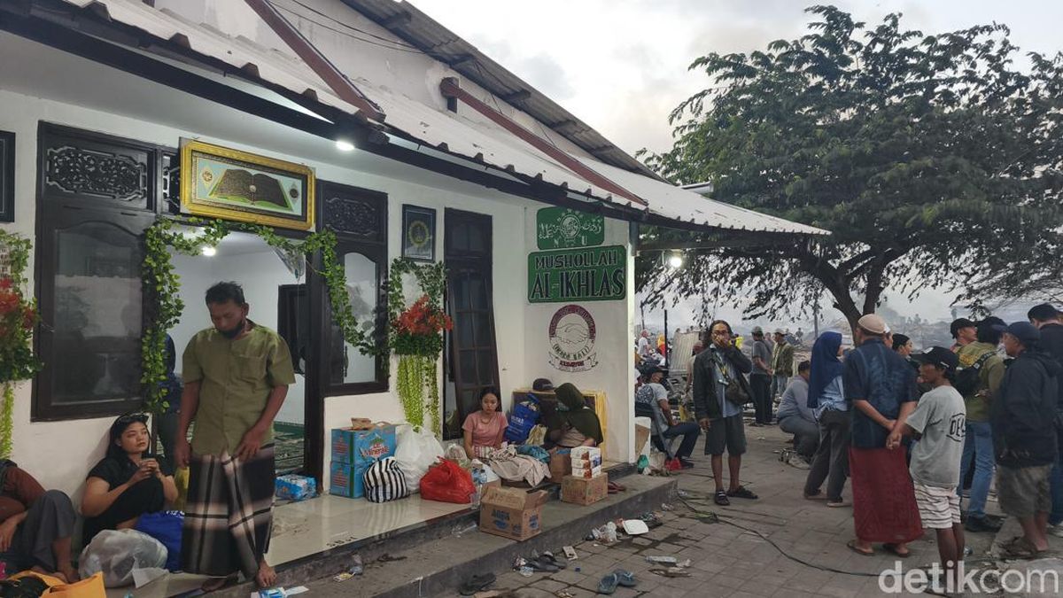100 Warga Korban Kebakaran Nakula Mengungsi di Musala, Belum Bisa Tidur-Mandi