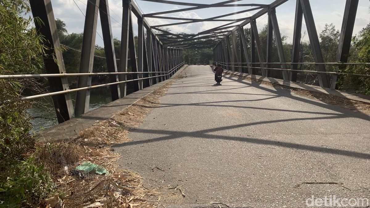 Sudah Ditinjau Menteri tapi Tak Kunjung Diperbaiki, Jembatan Bakong Memprihatinkan