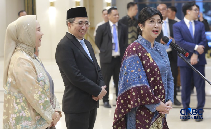 (Kiri-Kanan) Deputi Gubernur Senior (DGS) Bank Indonesia, Aida S. Budiman, Gubernur Bank Indonesia, Destry Damayanti dan Deputi Gubernur Bank Indonesia Solikin M. Juhro usai Pengucapan Sumpah Jabatan di Mahkamah Agung RI, Jakarta, Rabu (2/9/2026). (CNBC Indonesia/Muhammad Sabki)