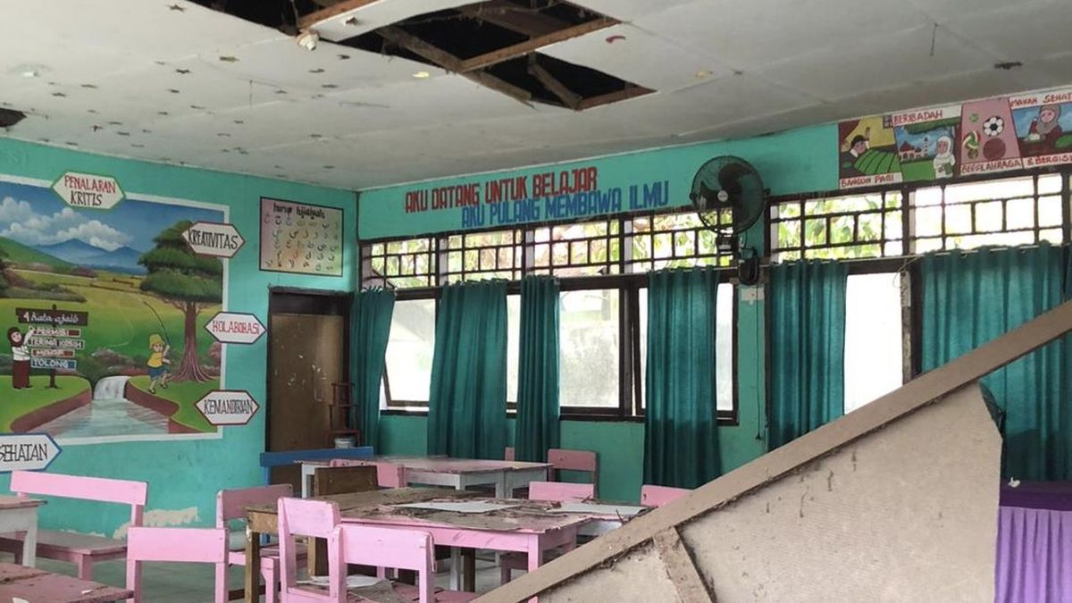 SDN 4 Maroangin Enrekang 30 Tahun Rusak Parah Ancam Keselamatan Siswa
