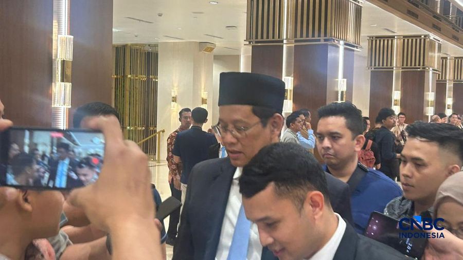 Menteri Keuangan (Menkeu), Purbaya Yudhi Sadewa usai menghadiri pengambilan sumpah jabatan sebagai Gubernur Bank Indonesia periode 2026-2031 di Mahkamah Agung RI, Jakarta, Rabu (2/9/2026). (CNBC Indonesia/Zefanya Aprilia)