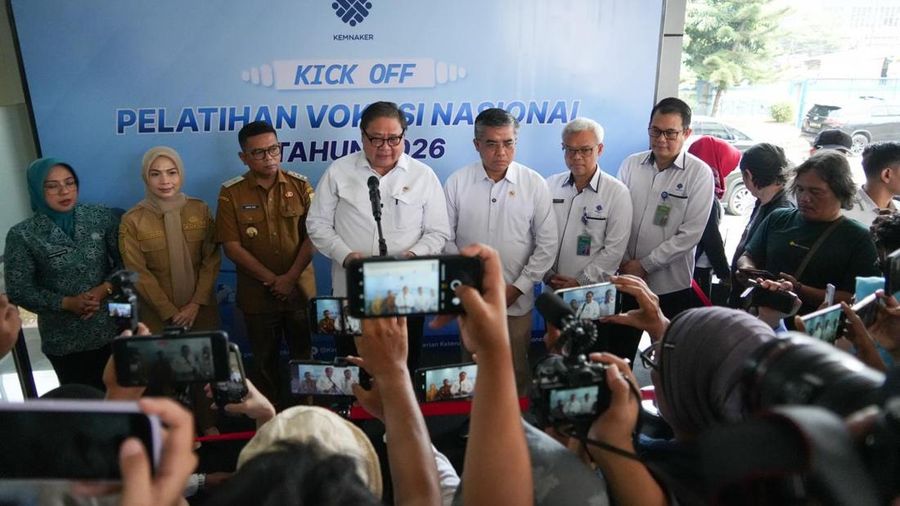 Menteri Koordinator Bidang Perekonomian Airlangga Hartarto dalam Kick Off Program Pelatihan Vokasi Nasional Batch IV Tahun 2026, di Kota Serang, pada Selasa (1/9/2026).