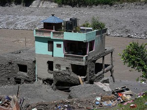 Rahasia Rumah Berumur 40 Tahun Kokoh Diterjang Banjir Bandang Nepal