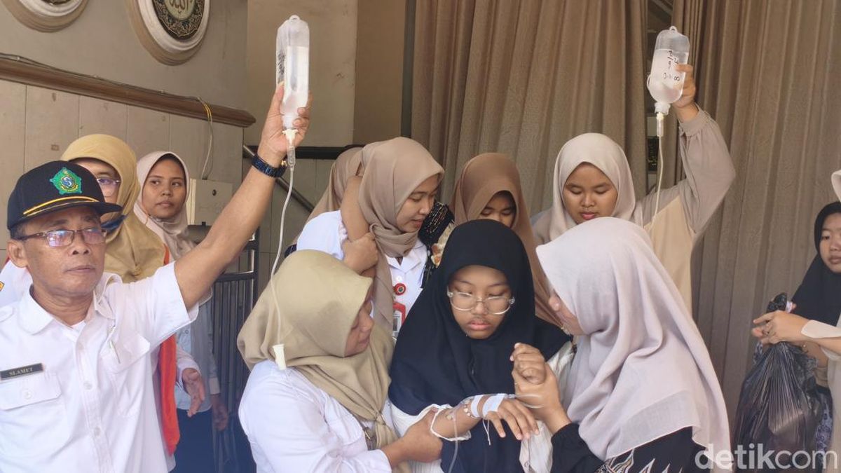 fakta Masifnya Keracunan MBG di Jatim hingga Capai 1,111 Korban