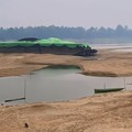 Sungai Kapuas di Kalimantan Barat mengalami kekeringan. (Instagram/atr.drone)