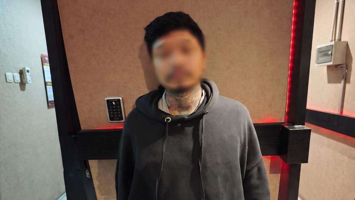 Aksi Brutal Jukir Tembakkan Airsoft Gun-Siram Minyak Panas Pemotor di Semarang
