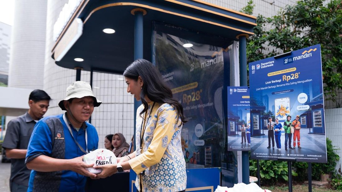 Bank Mandiri Hadirkan Livin' Berbagi Rp28 bagi Pekerja Lapangan