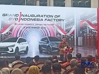 Ketua Dewan Ekonomi Nasional (DEN) Luhut Binsar Pandjaitan saat peresmian pabrik BYD di Subang Metropolitan Park, Subang, Jawa Barat, Kamis (3/9/2026). (CNBC Indonesia/Ferry Sandi)