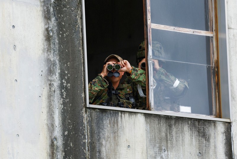 Latihan lapangan bilateral Jepang-Prancis