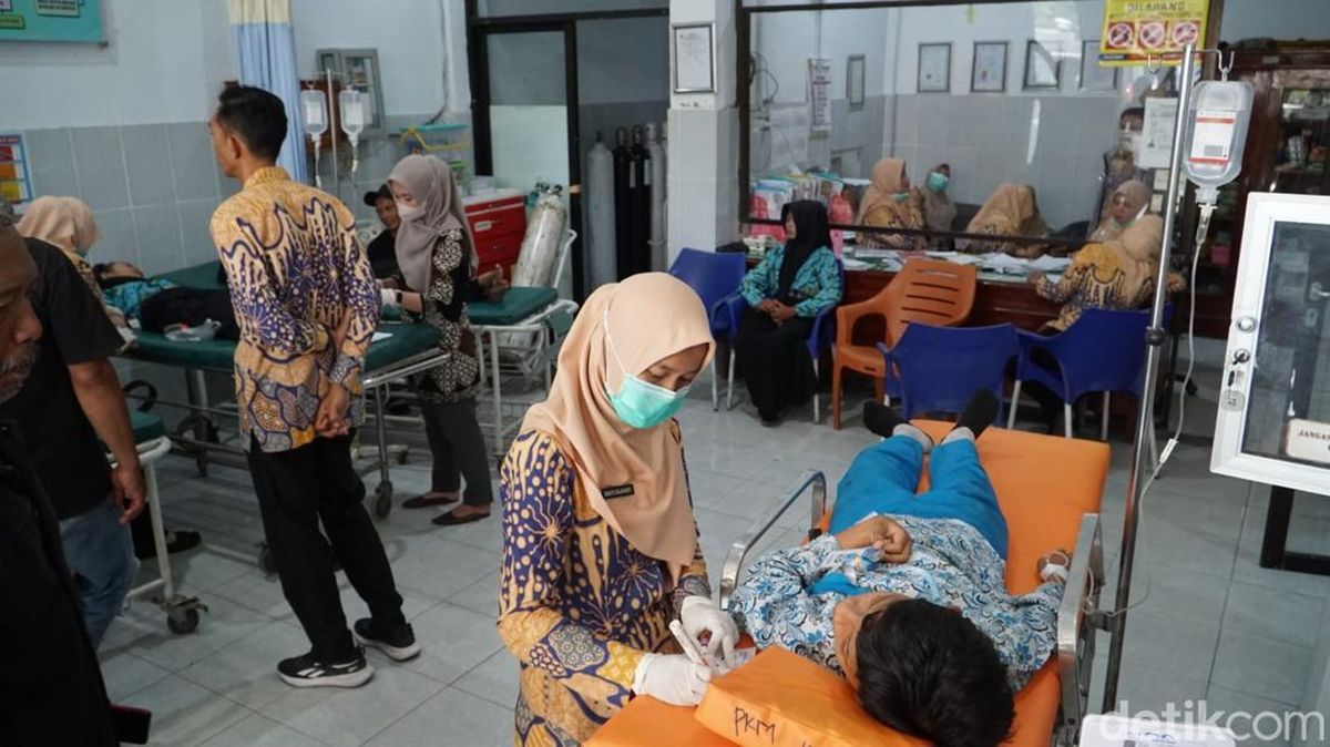 Udang Saus Padang MBG Diduga Pemicu 85 Siswa-Guru SMPN Jombang Keracunan