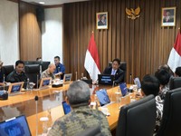 Menkeu Purbaya menerima perwakilan Persatuan Perusahaan Film Indonesia (PPFI), Asosiasi Perusahaan Film Indonesia (APFI), Asosiasi Produser Film Indonesia (Aprofi), Gabungan Pengusaha Bioskop Seluruh Indonesia (GPBSI). (Instagram/menkeuri)