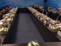 Presiden Prabowo Hadiri Jamuan Santap Siang oleh Presiden Putin, Kamis (3/9/2026). (YouTube/Sekretariat Presiden)