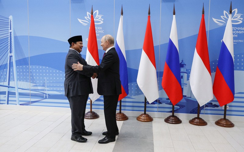 Presiden Rusia Putin dan Presiden Indonesia Subianto bertemu di Vladivostok. Rusia, Kamis (3/9/2026). (Pool via REUTERS)