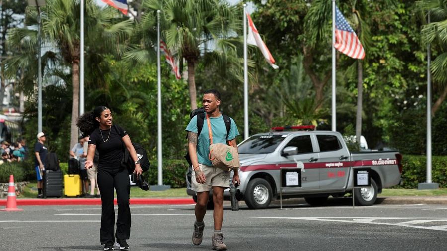 Anggota militer AS tiba di Hard Rock Hotel Pattaya untuk upacara penyambutan di Pattaya, Thailand, Rabu (2/9/2026). (REUTERS/Chalinee Thirasupa)