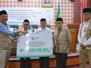 Kemenag Salurkan Bantuan Rp11,6 Miliar untuk 306 Masjid di Aceh