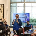 Direktur dan Chief Regulatory Officer XLSmart, Merza Fachys saat Media Gathering di Surabaya, Jawa Timur, Jumat (4/9/2026). (CNBC Indonesia/Intan Rakhmayanti)