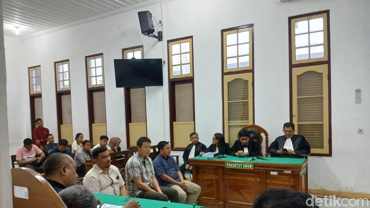 Eks Kadisdik Langkat Dituntut 11 Tahun Bui di Korupsi Smartboard Rp 29,5 M