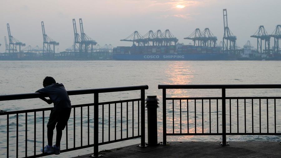 Ilustrasi kabut asap di Singapura. (REUTERS/Feline Lim)