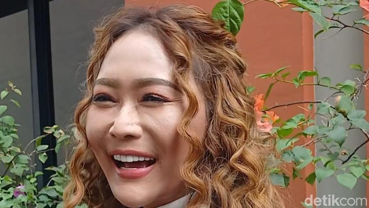 Inul Daratista Buka Restoran Korea Min Sok Chon, Bisa Makan Sambil Karaoke